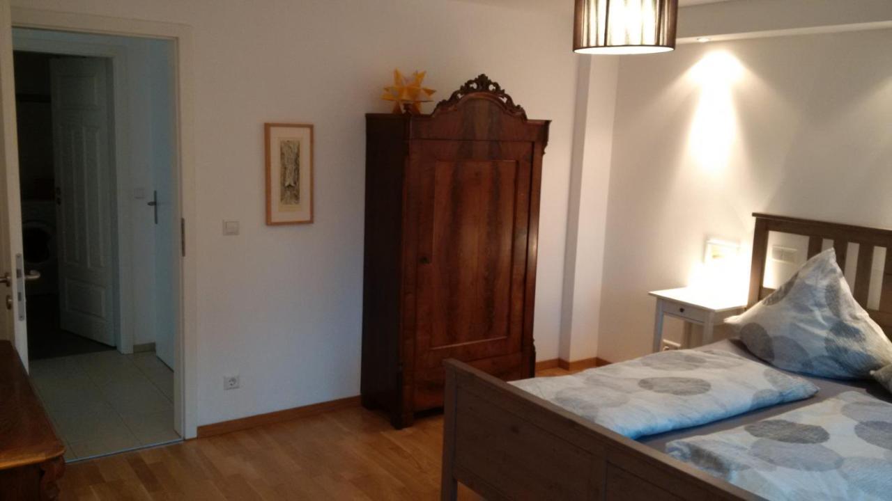 Stilvolle Am Grossen Garten Apartment Dresden